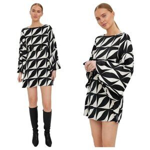 nwt VERO MODA Kypra Bell-Sleeve Satin Mini Dress in Black & Ivory Print - Small
